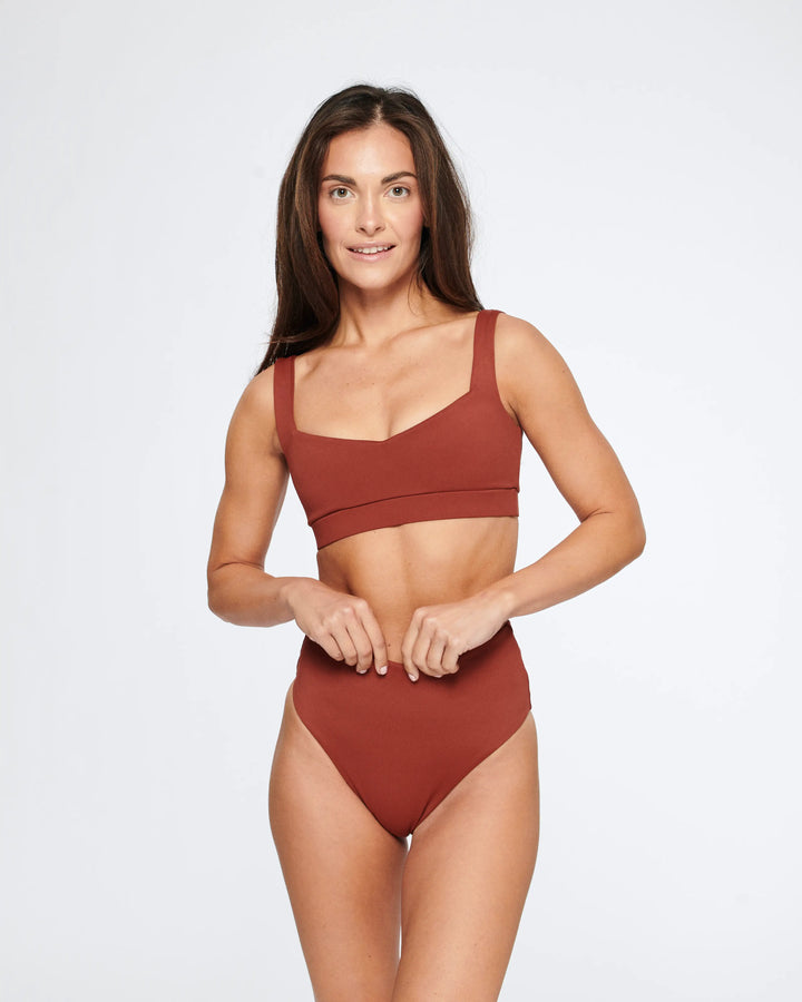 Ava Sweetheart Top in Burnt Red