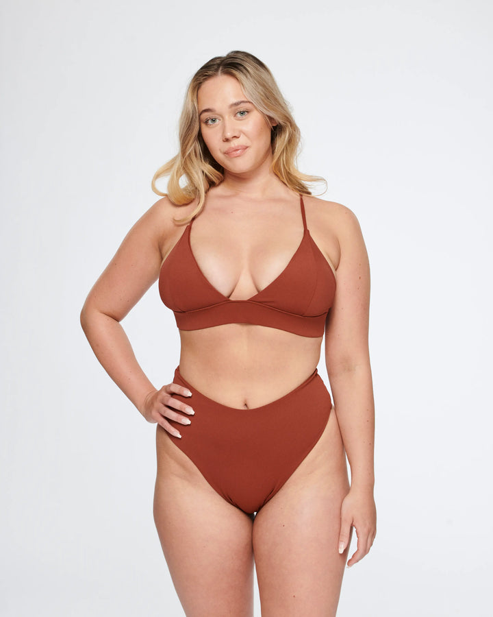 Ava Stretch Top in Burnt Red