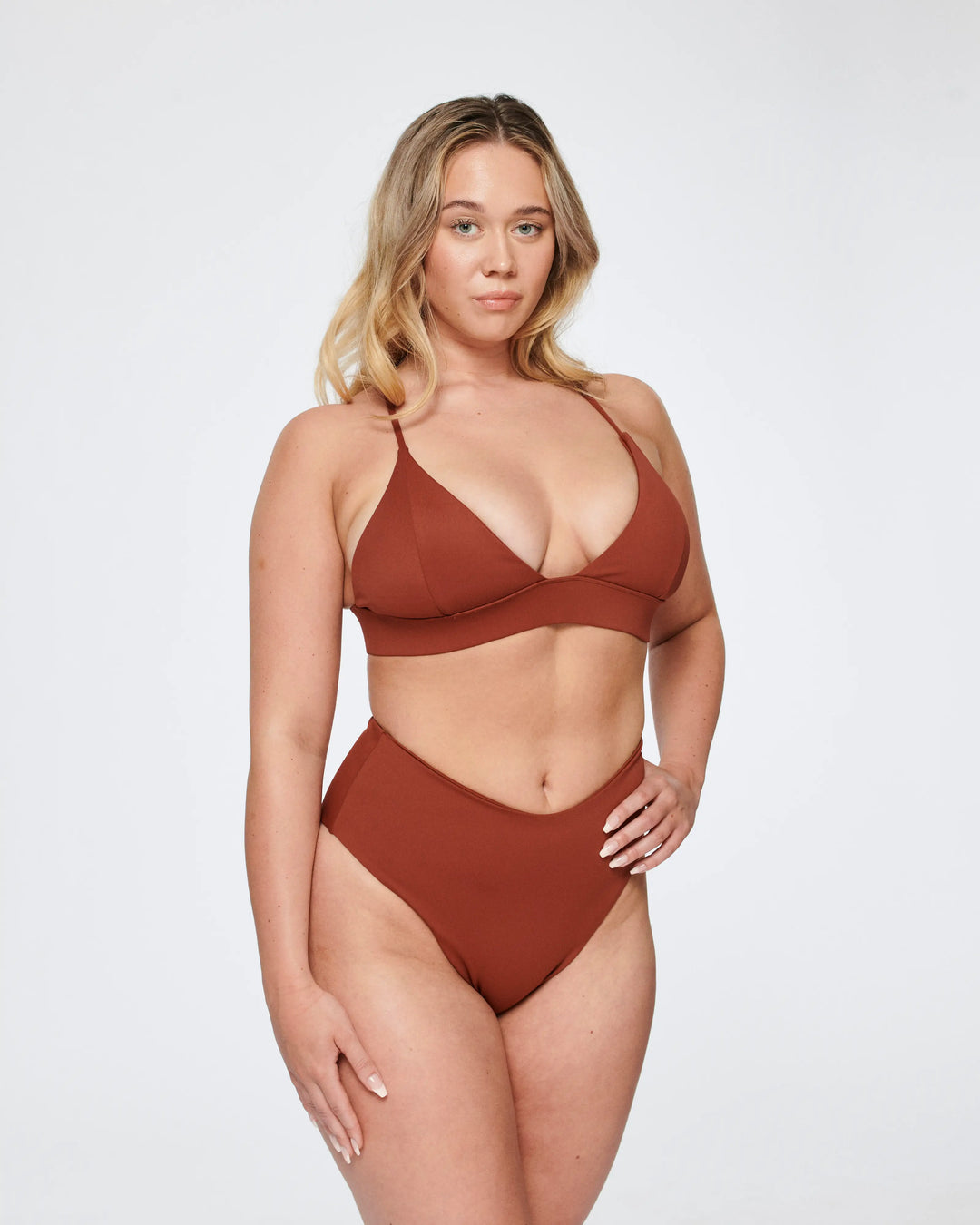 Ava Stretch Top in Burnt Red