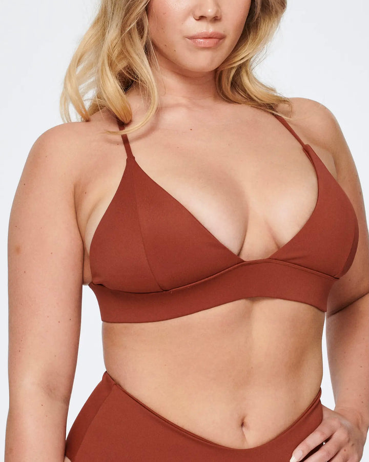 Ava Stretch Top in Burnt Red