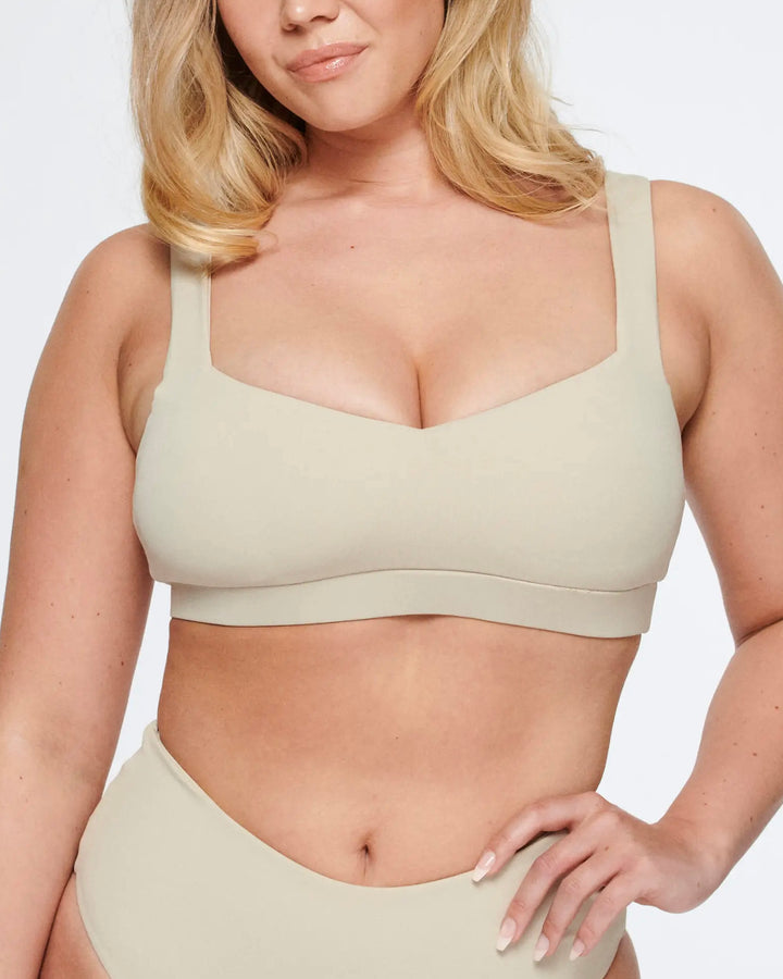 Ava Sweetheart Top in Sand